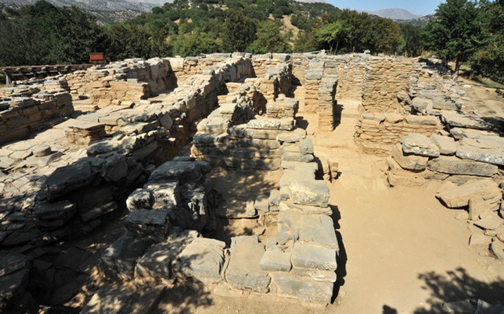 Дворец Зоминтос (Ζώμινθος, Zominthos)