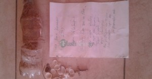 Το περίεργο παλιό σημείωμα κλεισμένο σε μπουκάλι που βρήκε περιπατητής στα Χανιά (φωτο)