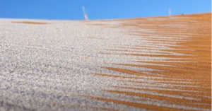 Σαχάρα: Εικόνες από τη χιονισμένη έρημο - Πέμπτη φορά που χιονίζει σε βάθος 42 χρόνων