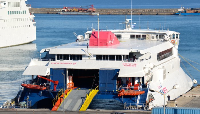 Απαγορεύτηκε ο απόπλους πλοίου από την Κρήτη μετά από έλεγχο επιθεωρητών