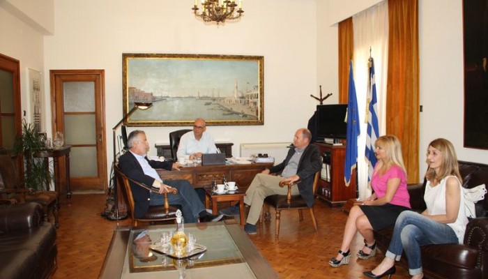 Εθιμοτυπική επίσκεψη Δημάρχου Πόλεως Χρυσοχούς Κύπρου στο Δ. Χανίων