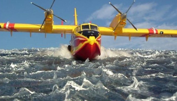  Εκπληκτικό βίντεο με πλάνα μέσα από ένα πυροσβεστικό Canadair