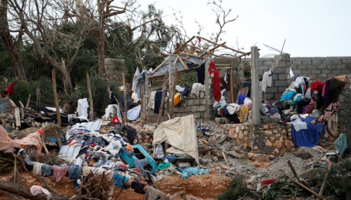 Στα 877 τα θύματα του τυφώνα Μάθιου (φωτο)