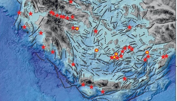 Επιστήμονας προειδοποιεί για την περίπτωση τσουνάμι στις ελληνικές ακτές