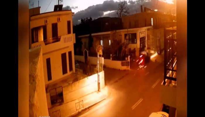 Βίντεο από τροχαίο στα Χανιά: Τρελή πορεία ΙΧ, ανέβηκε πεζοδρόμιο και έπεσε σε στύλο