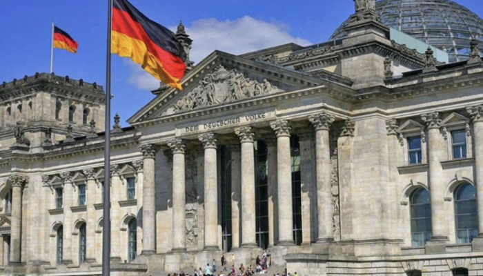 Γερμανία: 8 γυναίκες και 8 άνδρες υπουργοί στην 16μελή κυβέρνηση υπό τον Ολαφ Σολτς