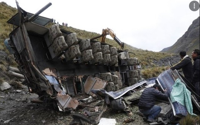 Βολιβία: Τραγωδία με τουλάχιστον 34 νεκρούς και 12 τραυματίες 