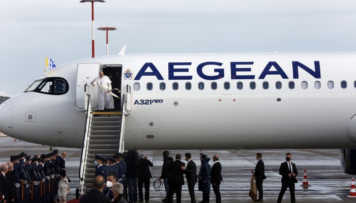 Με υπερηφάνεια, η AEGEAN μετέφερε τον Πάπα Φραγκίσκο κατά την επίσκεψή του στην Ελλάδα