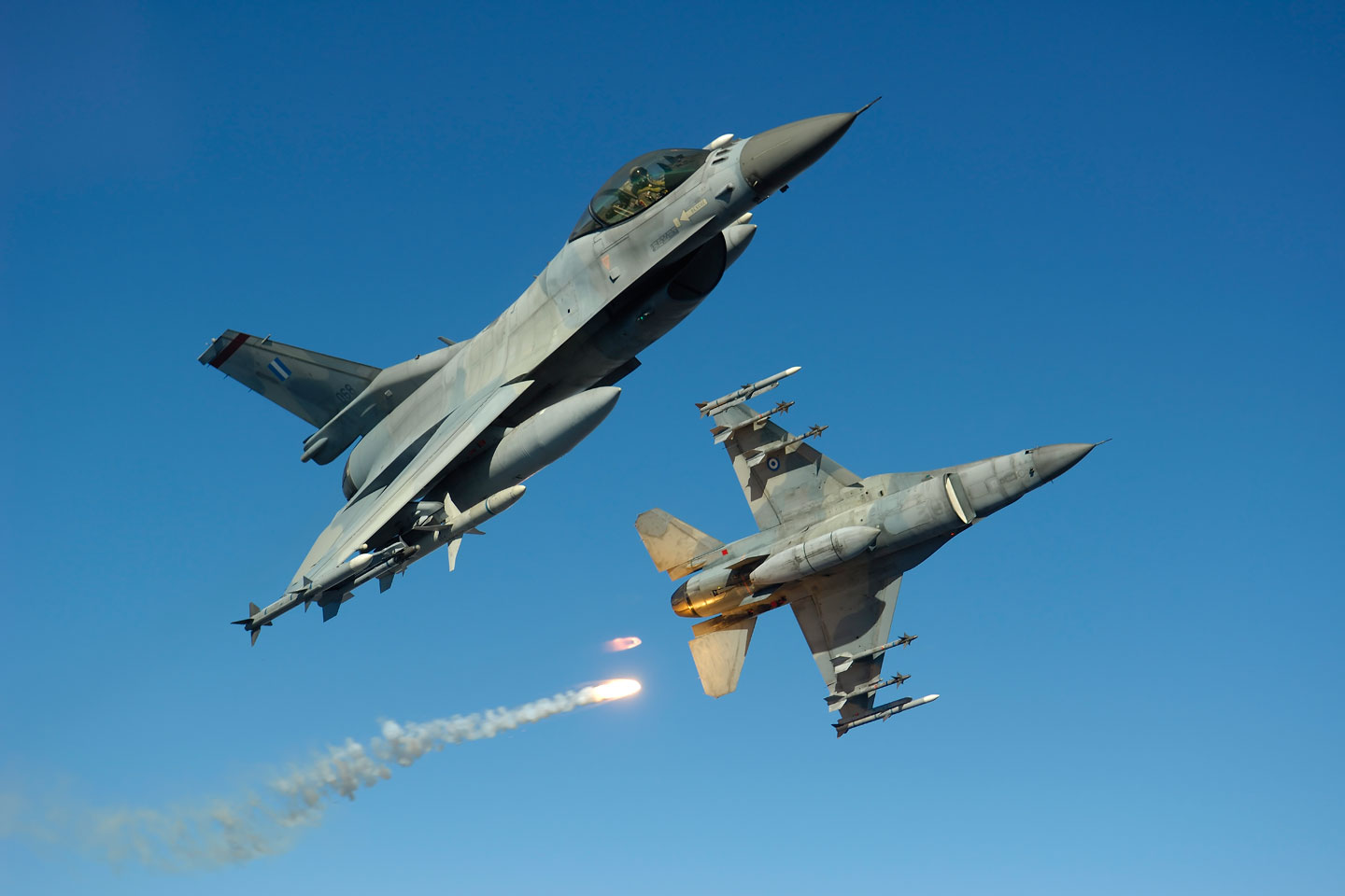 Aερομαχίες ελληνικών και τουρκικών F16 σε Λέσβο και Αντίψαρα