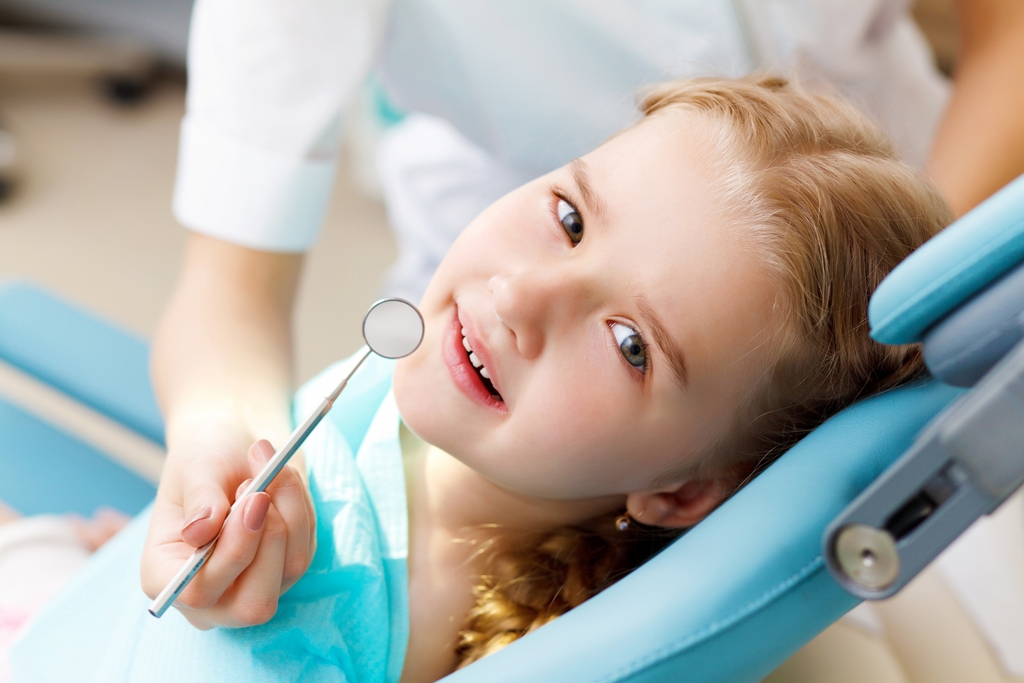Δωρεάν οδοντιατρικός έλεγχος για παιδιά στο Εργατικό Κέντρο