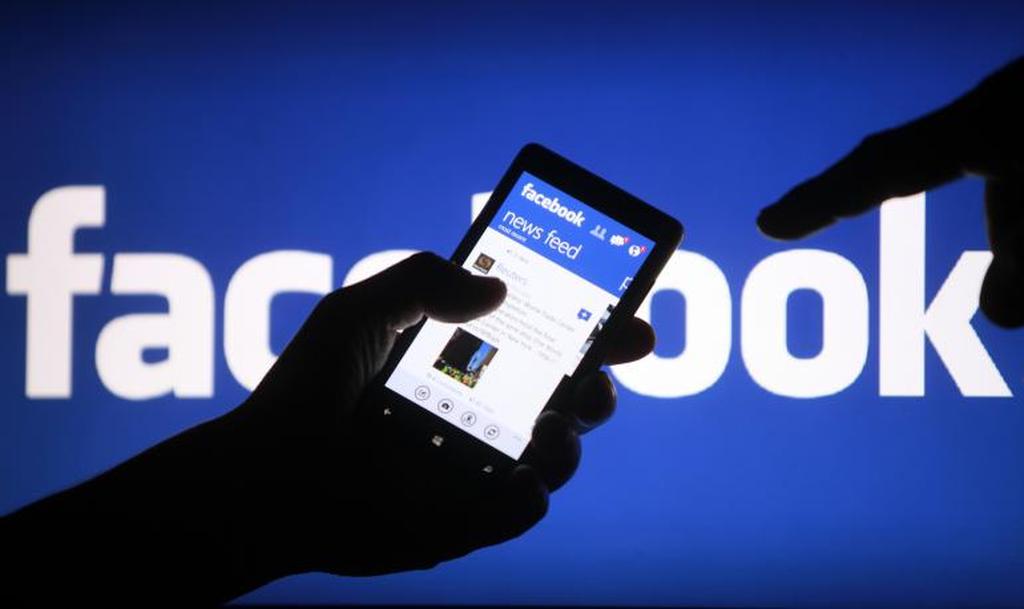 Κομισιόν: Αν θέλετε ασφαλή δεδομένα κλείστε το Facebook