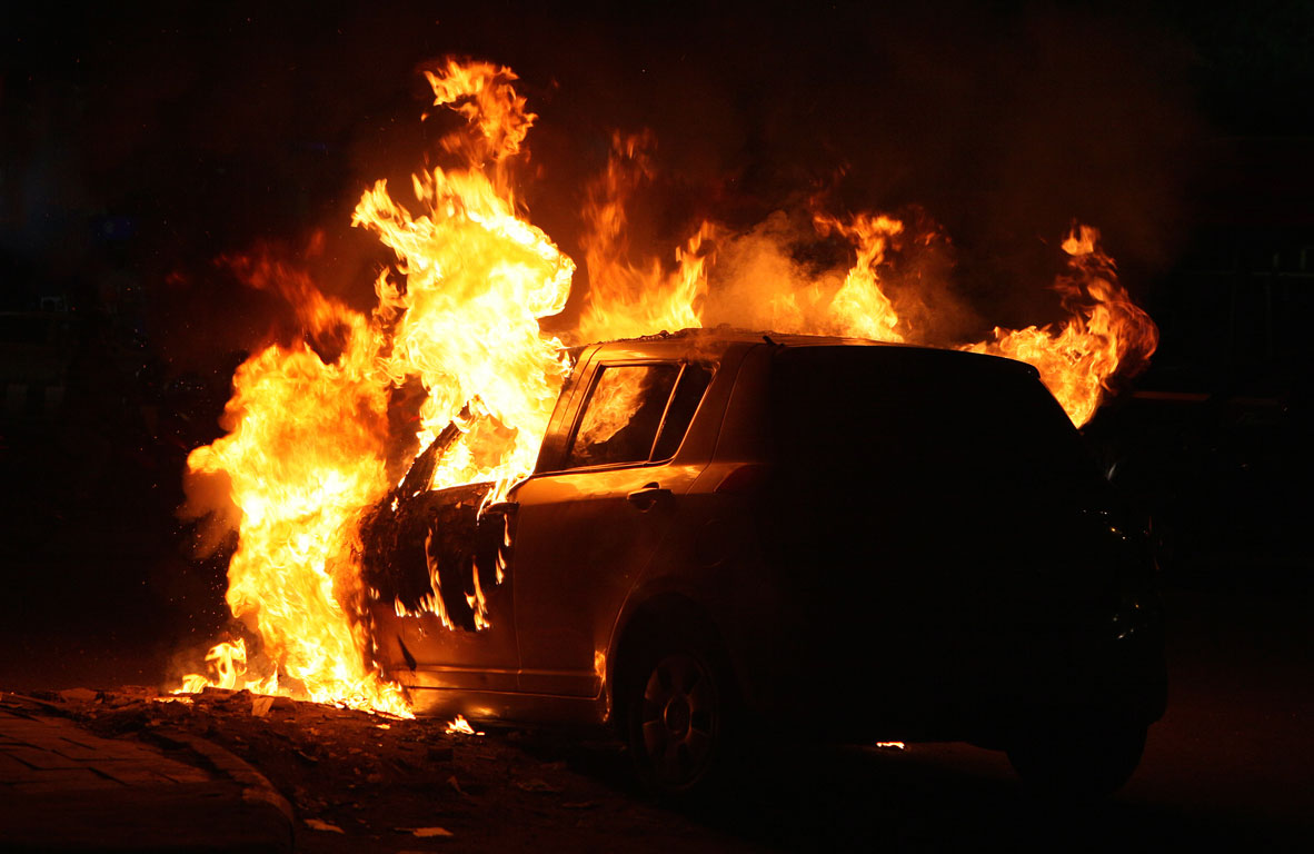 Πυρκαγιά σε αυτοκίνητο στο κέντρο των Χανίων