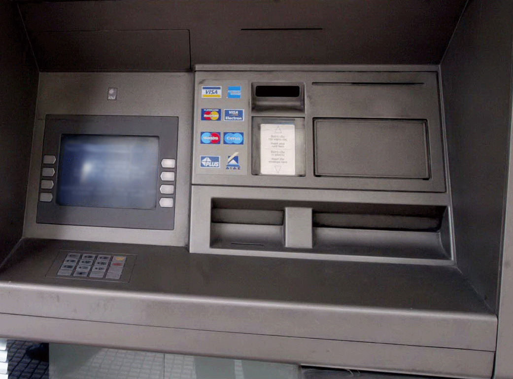 Διάρρηξη σε τράπεζα στο Πικέρμι – «Άδειασαν» το ΑΤΜ