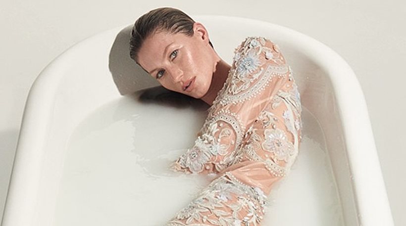 Gisele: Γυμνή στο εξώφυλλο της “Vogue”