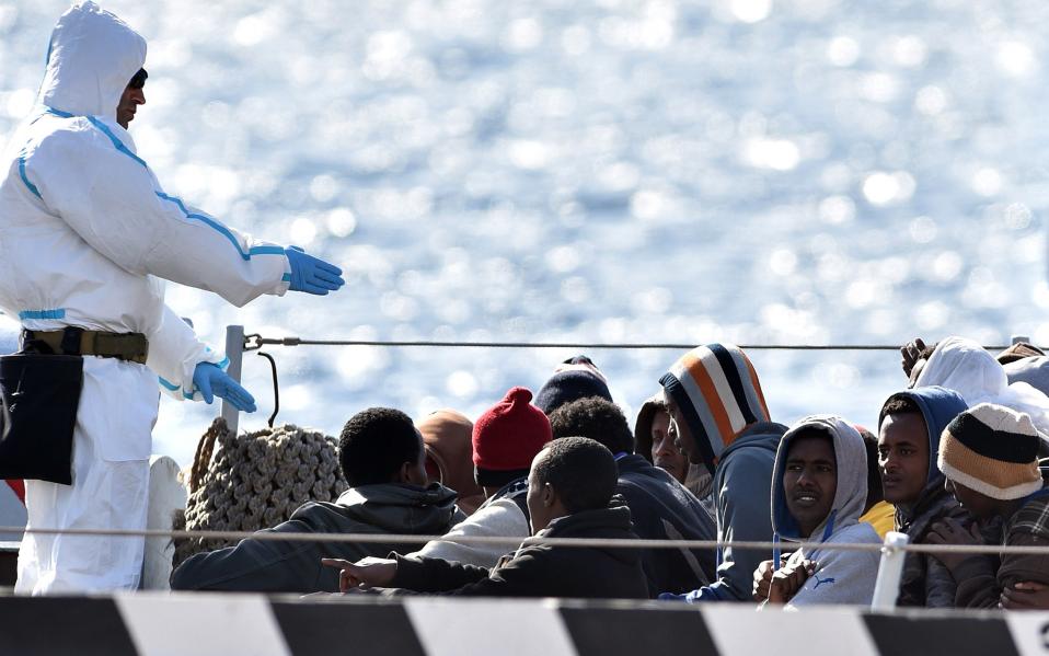 Πέντε χιλιάδες άνθρωποι διασώθηκαν στη Μεσόγειο από την Παρασκευή!