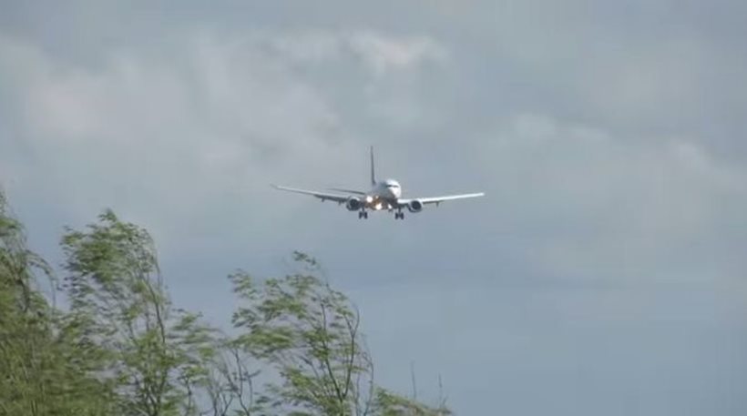 Προσγείωση του τρόμου για τους επιβάτες πτήσης της Ryanair (βίντεο)
