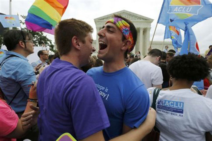 ΗΠΑ:Νόμιμοι οι γκέι γάμοι σε όλες τις πολιτείες