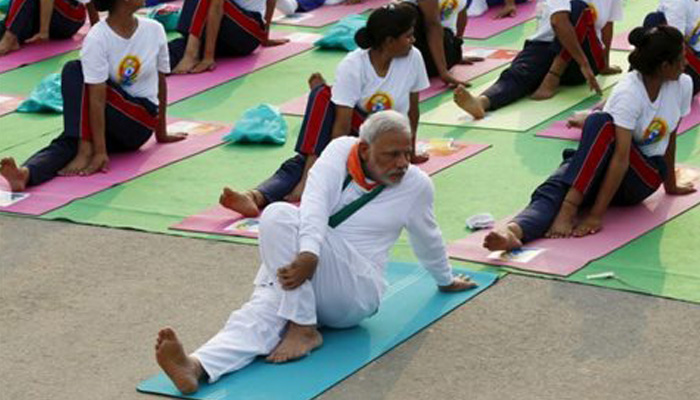 Παγκόσμια Ημέρα Γιόγκα με τον ινδό πρωθυπουργό στην πρώτη γραμμή