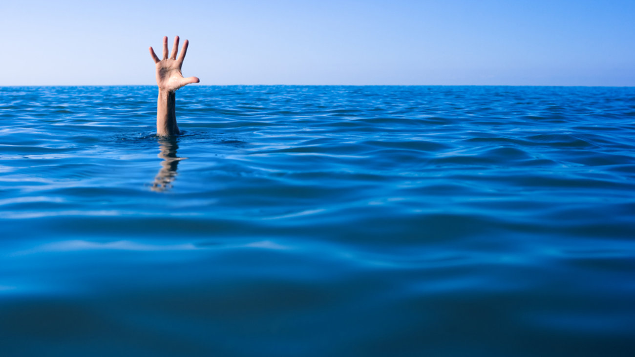 Νεκρός στη θάλασσα της Αγίας Μαρίνας 65χρονος άνδρας