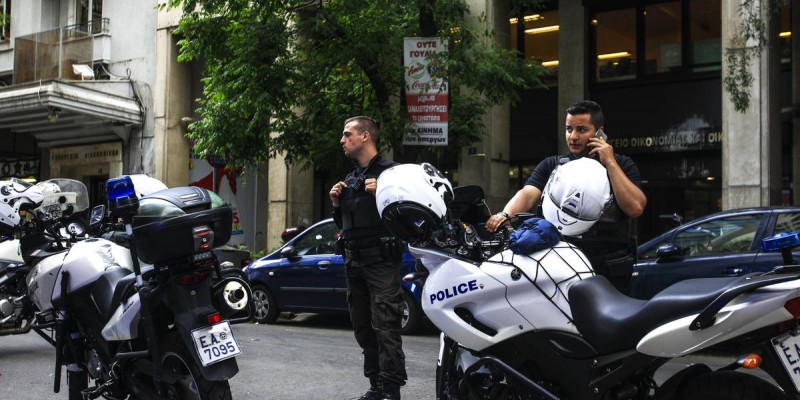 Ρεκόρ: Πάνω από 2.700 αστυνομικοί έχουν διατεθεί σε «επώνυμους»