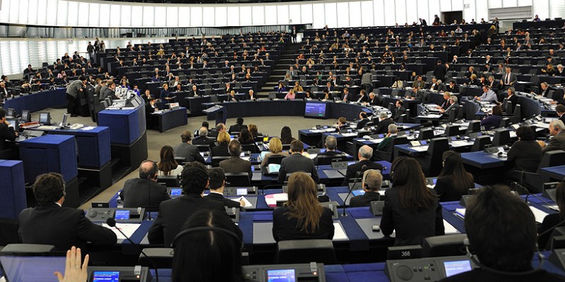 Έκτακτη Ολομέλεια του Ευρωκοινοβουλίου την Τρίτη για το Brexit