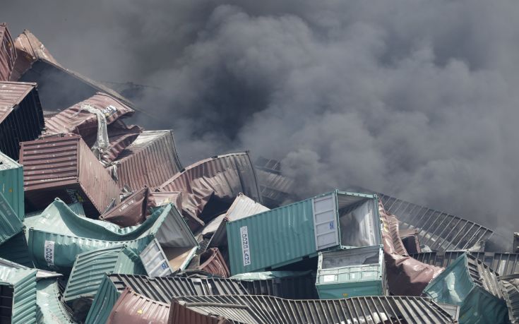 Κτίριο στην Κίνα κατέρρευσε την ώρα εργασιών