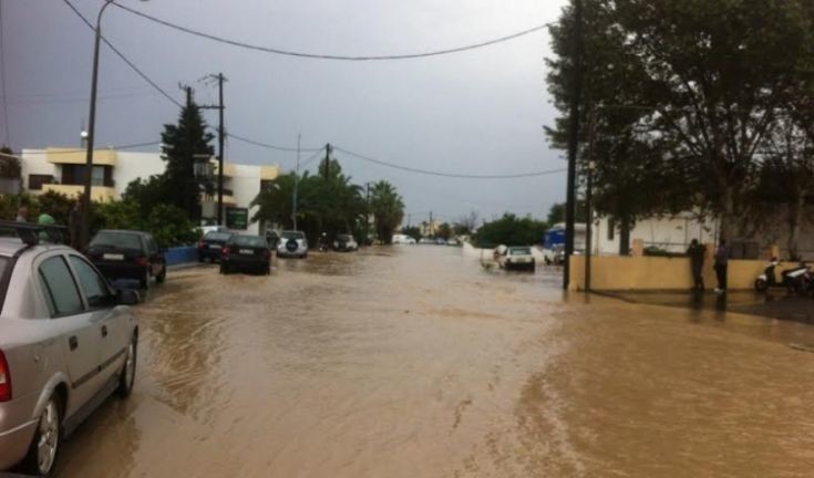 Προβλήματα σε Αττική,Πελοπόννησο και Κω από την ισχυρή βροχόπτωση