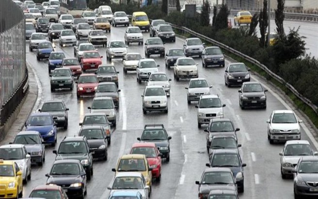 Ειδοποιητήρια στέλνει το ΥΠΟΙΚ σε 600.000 οδηγούς ανασφάλιστων ΙΧ