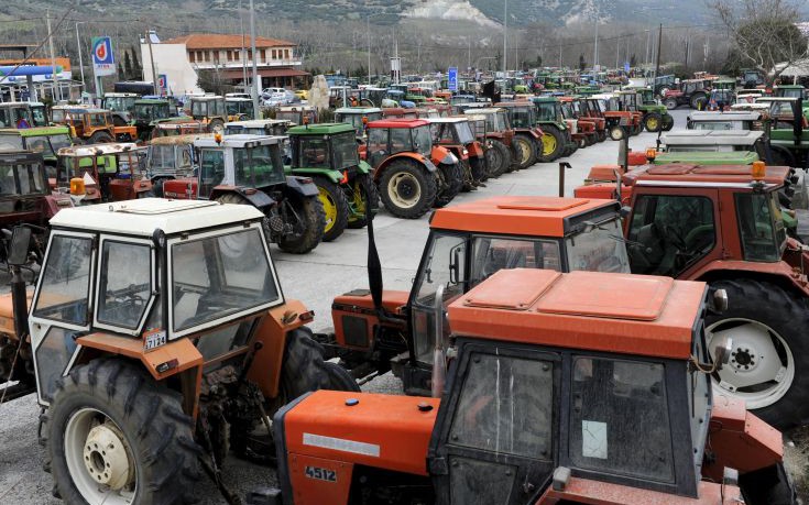 Κοινωνικό μέτωπο φορέων υπέρ αγροτών στο μπλόκο Νίκαιας