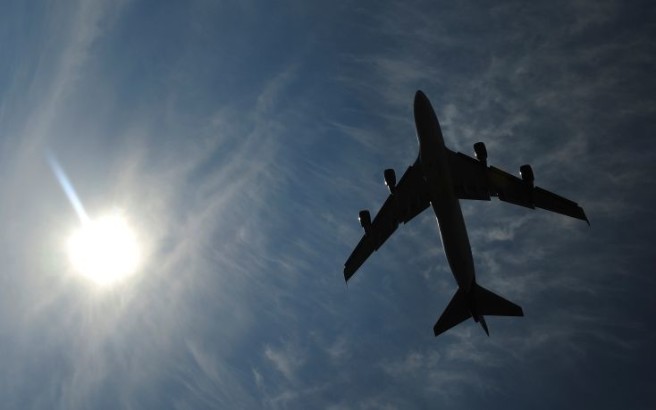 Νέα απαγόρευση: Τέλος η μεταφορά μπαταριών λιθίου σε αεροπλάνα