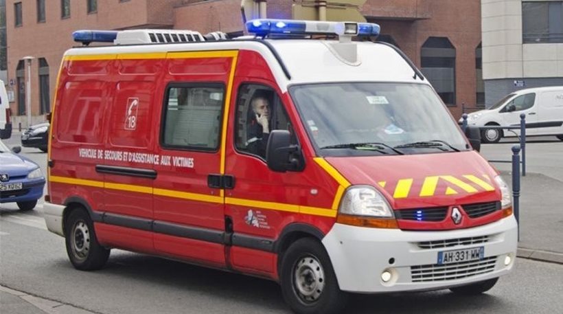 Σχολικό λεωφορείο συγκρούστηκε με φορτηγό στη Γαλλία – Έξι νεκροί