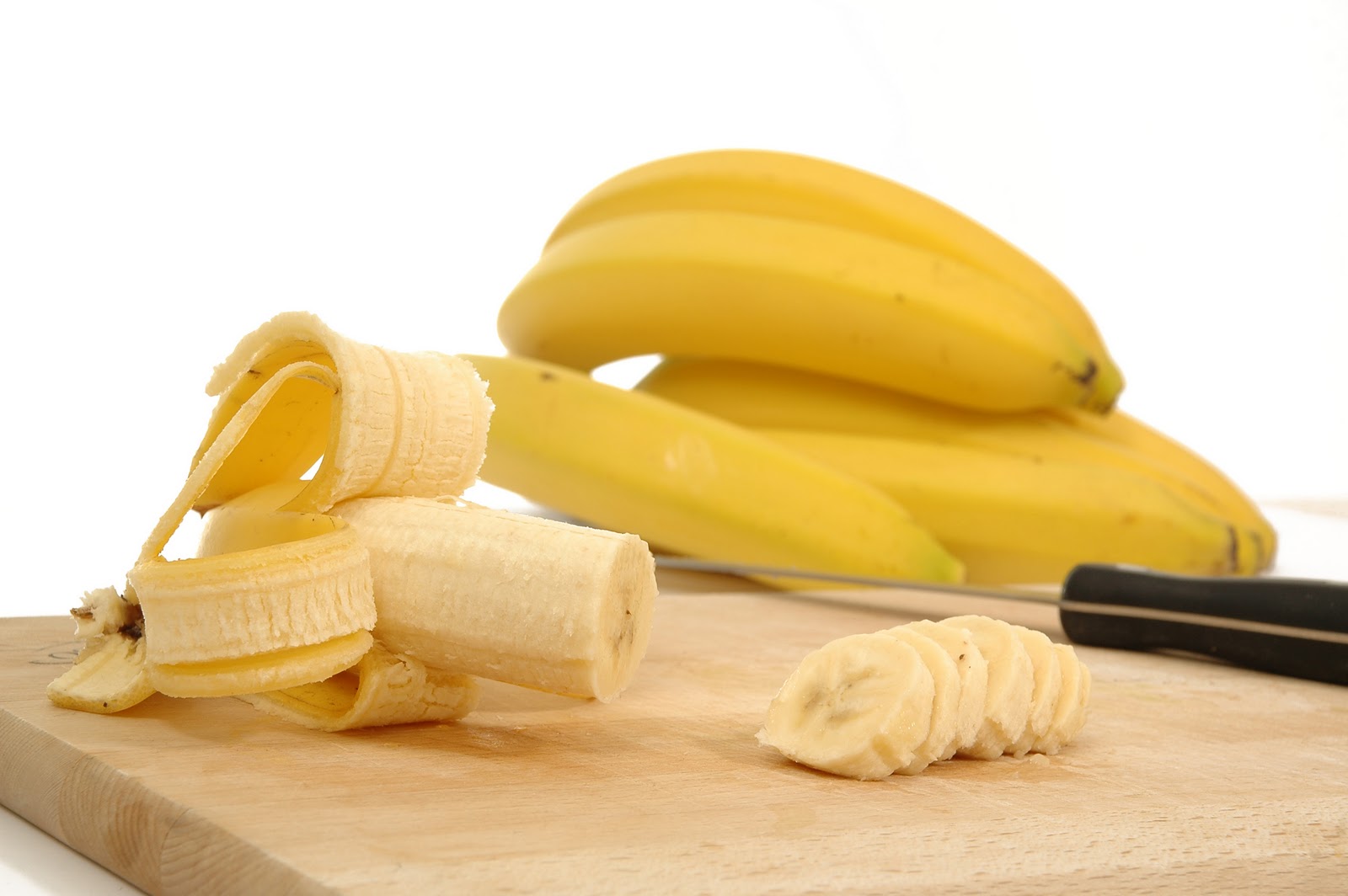 4 φυσικές συνταγές για πρόσωπο και μαλλιά με βάση τη μπανάνα!