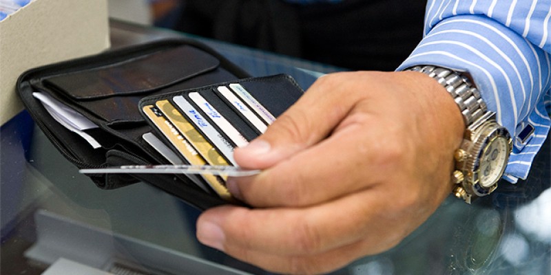 Πληρωμή φόρων με πιστωτική κάρτα -Εως και 12 άτοκες δόσεις