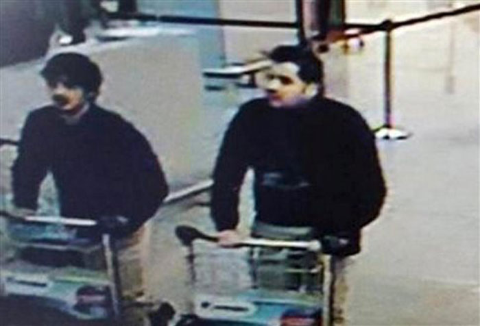 Βρυξέλλες: Ταυτοποιήθηκαν οι καμικάζι αυτοκτονίας του αεροδρομίου