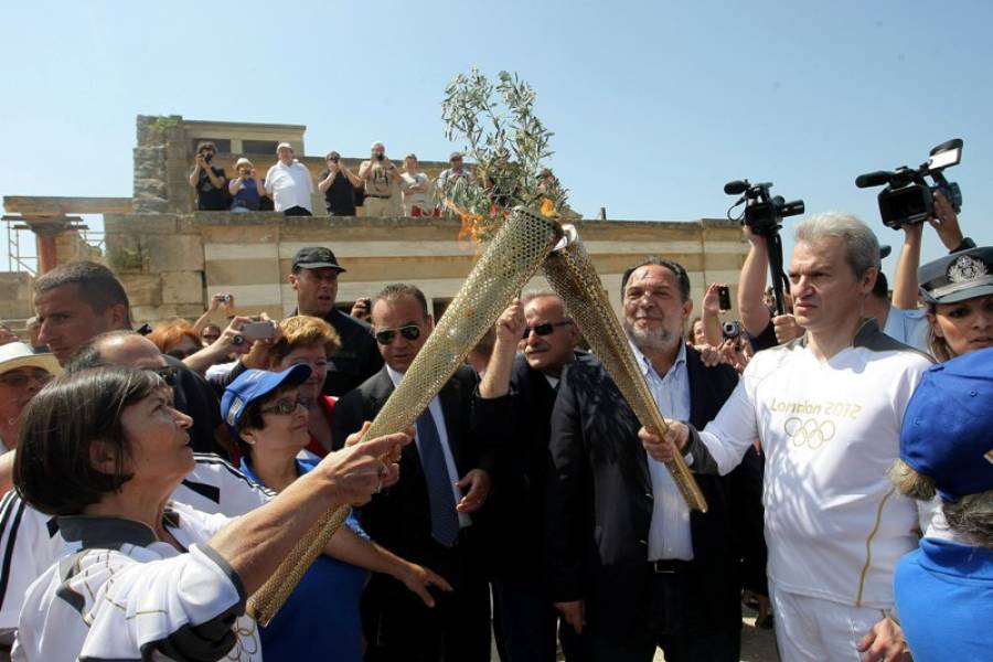 Αυγενάκης: “Εκτός η Κρήτη από την λαμπαδηδρομία της Ολυμπιακής Φλόγας”