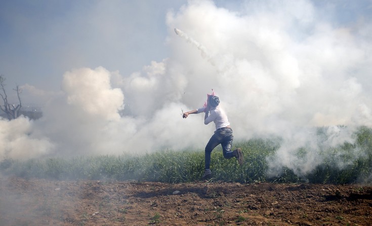 Σοβαρά επεισόδια, σφαίρες από καουτσούκ & δακρυγόνα στην Ειδομένη