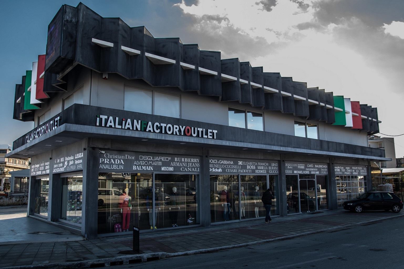 Πάμε Italian Factory το Σαββατοκύριακο, στο πάρτι τιμών και όχι μόνο