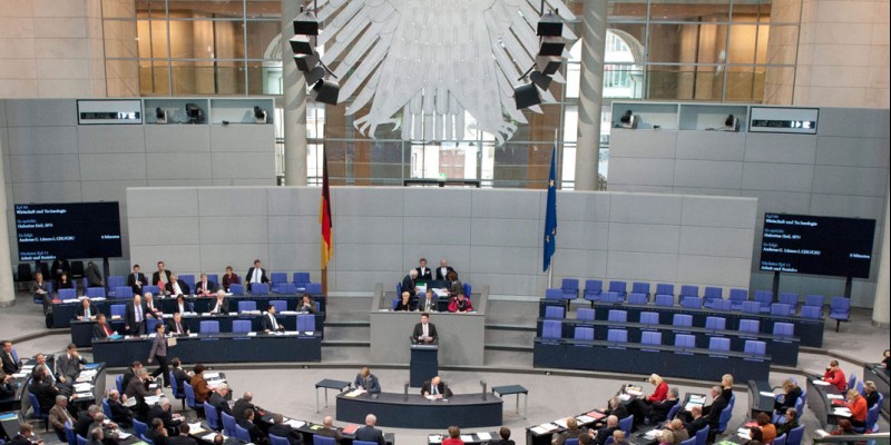 Η Γερμανία κατηγορεί πολίτη της ότι παρέδωσε σχέδια της Μπούντεσταγκ στην Ρωσία
