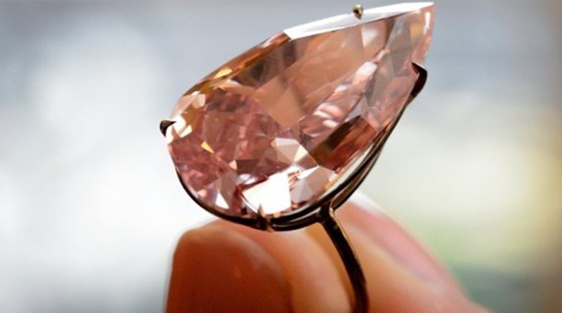 Πουλήθηκε έναντι 31 εκατ. δολαρίων το μεγαλύτερο ροζ διαμάντι