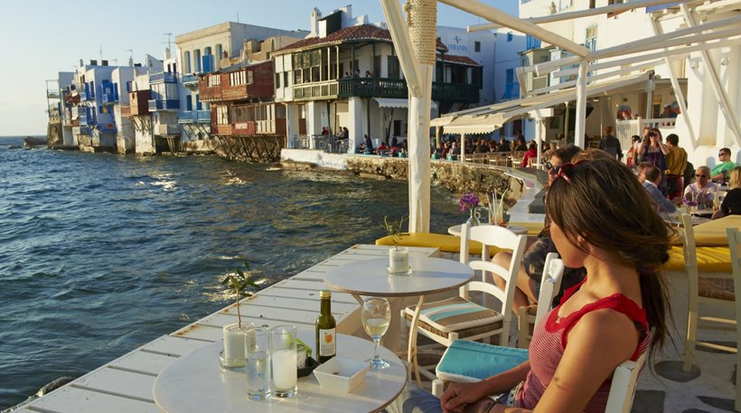 Τα ελληνικά νησιά κορυφαίος προορισμός στον κόσμο για μοναχικά ταξίδια