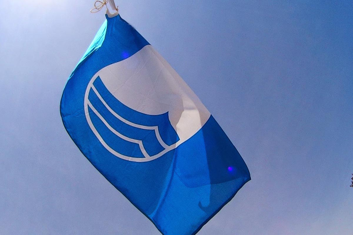 Δυο “Γαλάζιες Σημαίες” σε παραλίες του Αποκόρωνα