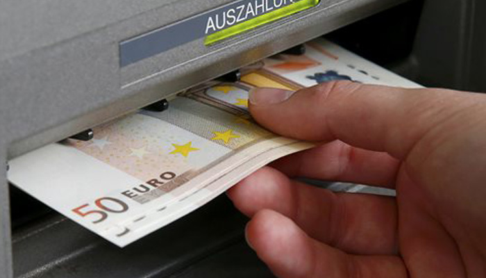 Χάκερς «τρελαίνουν» τα ATM και βγάζουν ανεξέλεγκτα λεφτά