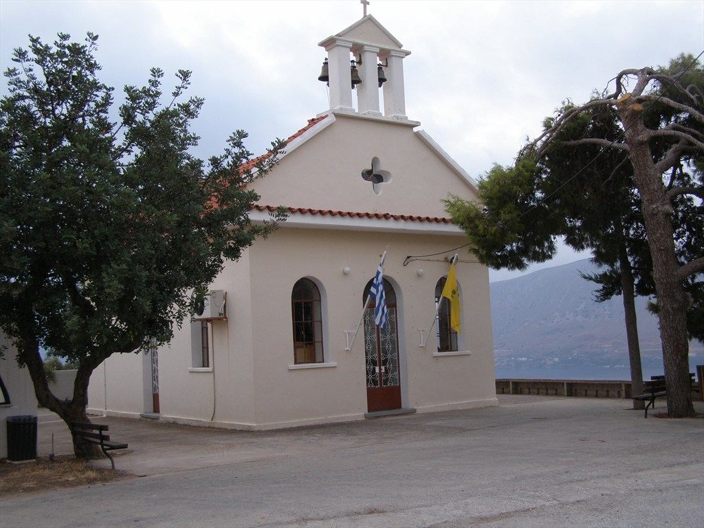 Βεβήλωσαν ναό σε χωριό της Κρήτης