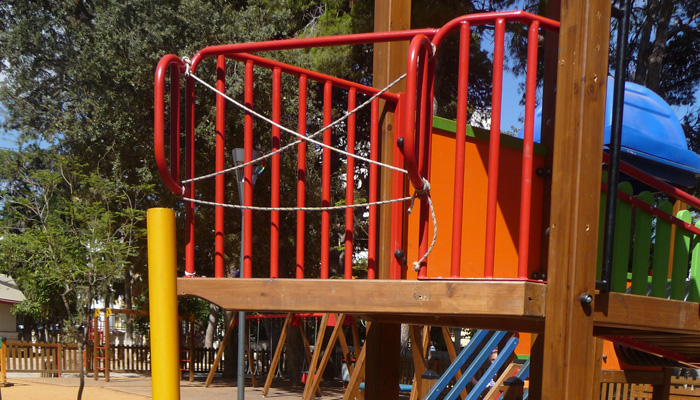 Βανδαλισμοί στην παιδική χαρά του Δημοτικού κήπου Ρεθύμνου
