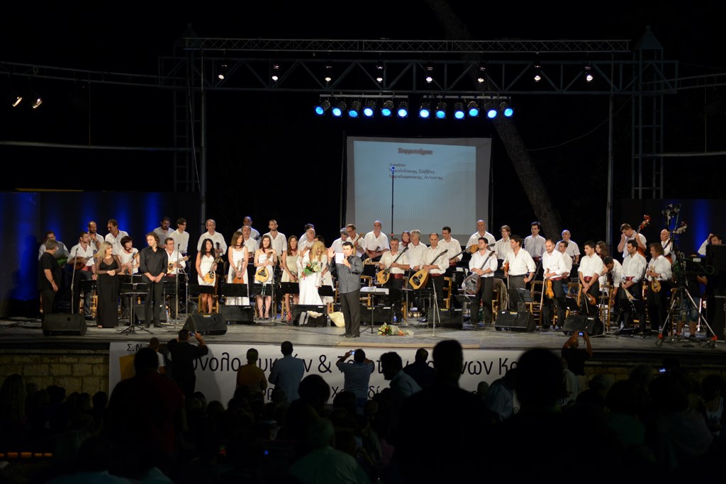 Συναυλία από το Σύνολο Νυκτών & Τοξοτών Οργάνων Κρήτης στις Αρχάνες