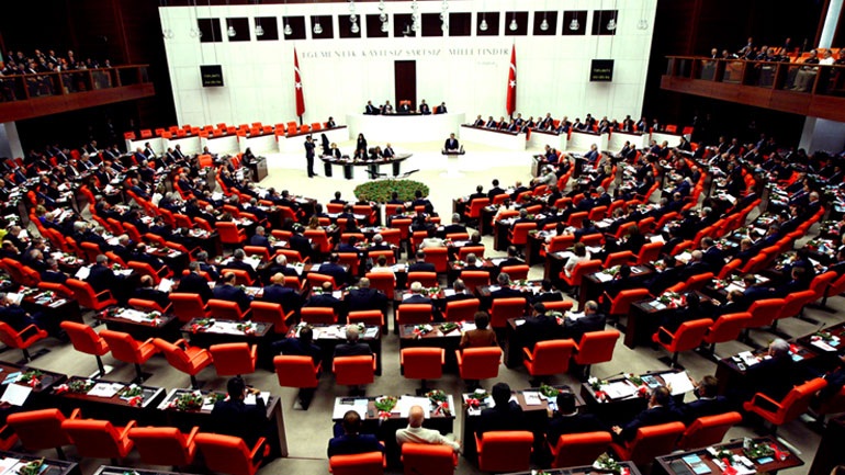 Νέος συναγερμός στην Τουρκία – εκκενώνεται το Κοινοβούλιο