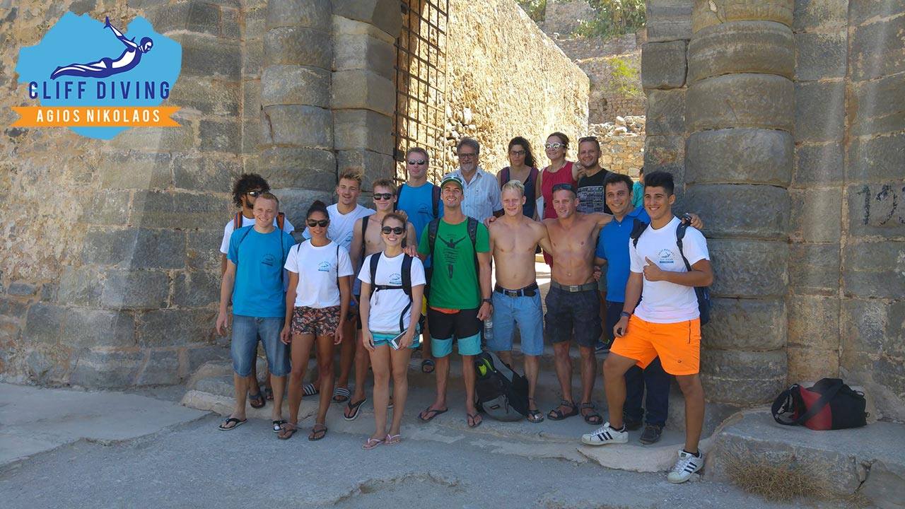 Οι αθλητές του “Άγιος Νικόλαος Cliff Diving” επισκέφθηκαν την Σπιναλόγκα