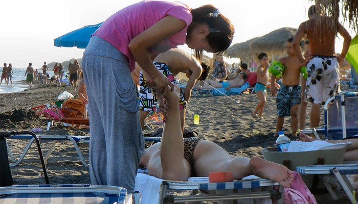 Συνελήφθησαν δυο γυναίκες – μασερ σε παραλία του Ρεθύμνου