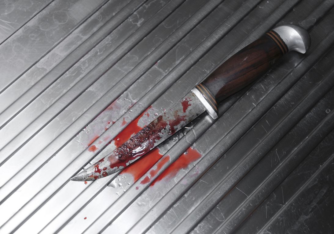 Σητεία: Την μαχαίρωσε μέσα στην ταβέρνα – Σε σοβαρή κατάσταση μια γυναίκα
