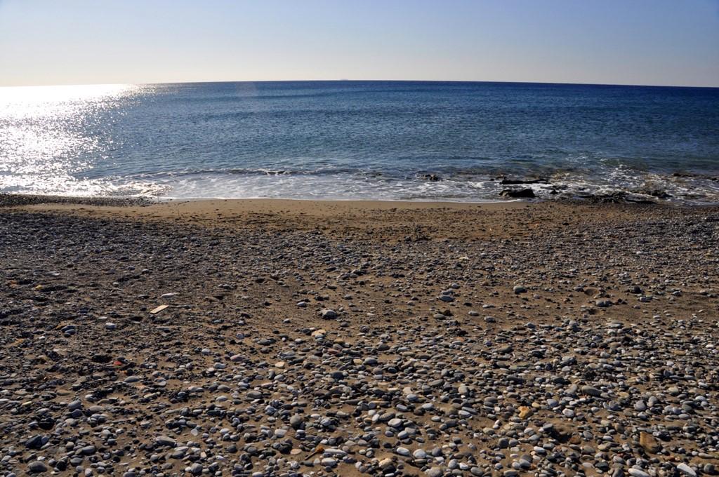 Βρέθηκαν ανθρώπινα οστά κα ένας αμφορέας σε παραλία στην Ιεράπετρα